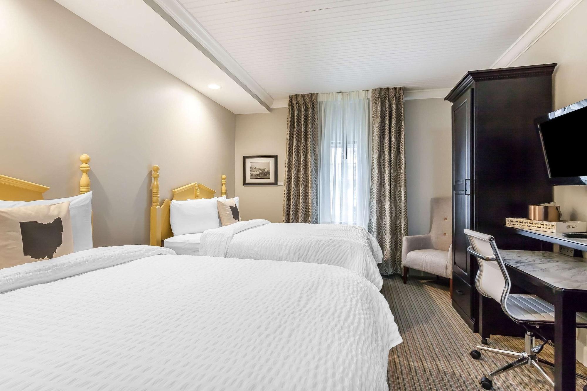 The Aurora Inn Hotel And Event Center Esterno foto