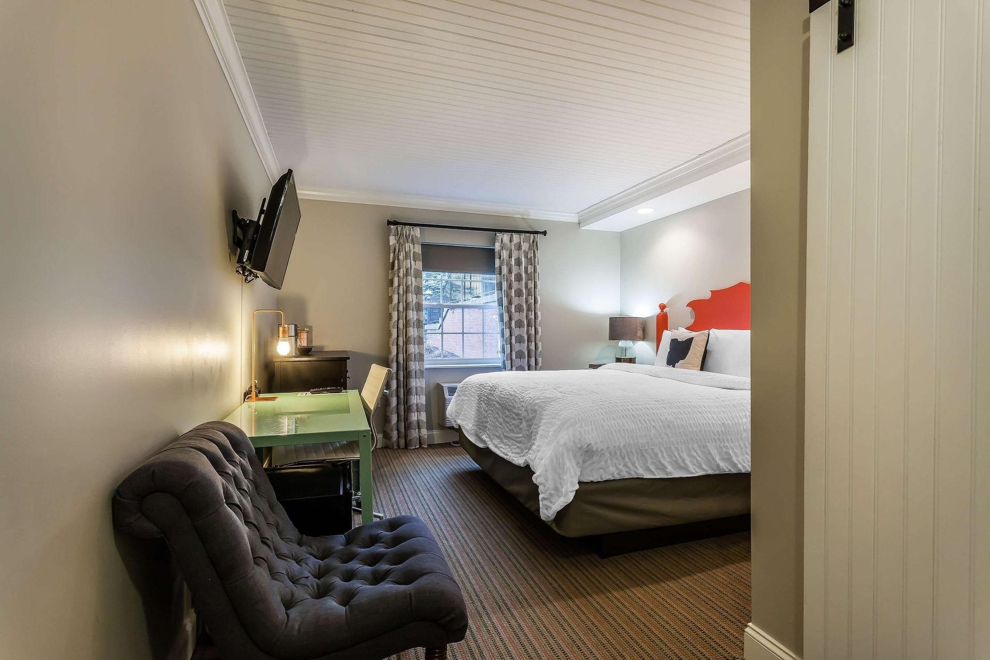 The Aurora Inn Hotel And Event Center Esterno foto