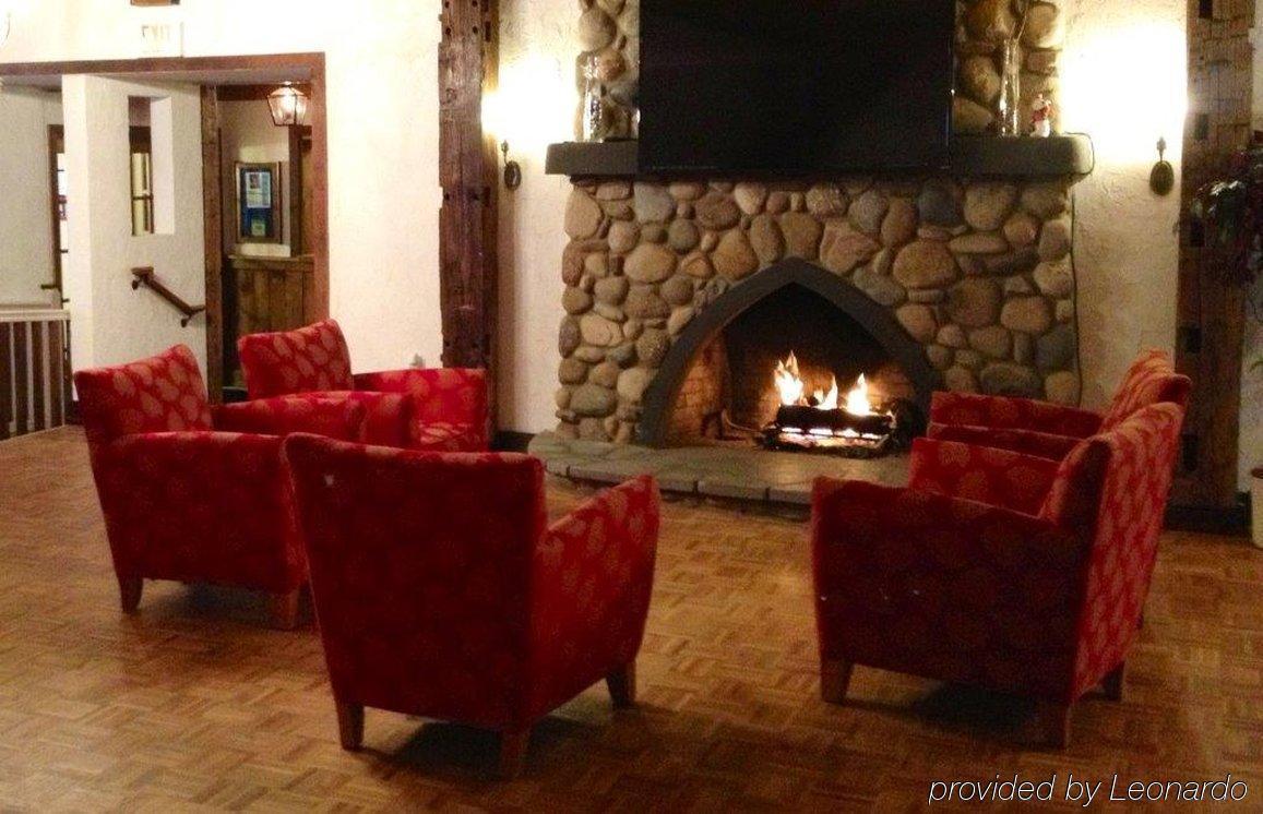 The Aurora Inn Hotel And Event Center Esterno foto