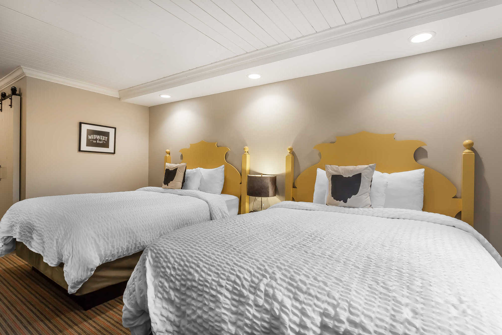 The Aurora Inn Hotel And Event Center Camera foto